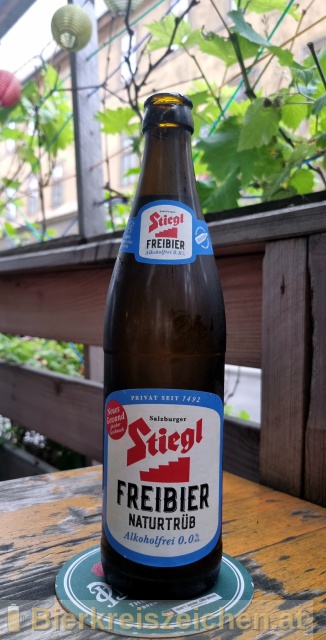 Foto eines Bieres der Marke Stiegl Freibier aus der Brauerei Stieglbrauerei