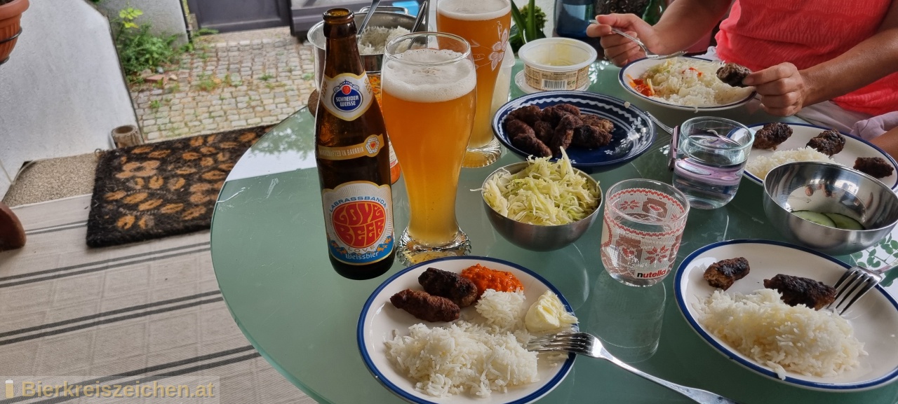 Foto eines Bieres der Marke LoveBeer - Schneider Weisse & LaBrassBanda aus der Brauerei Schneider Weisse